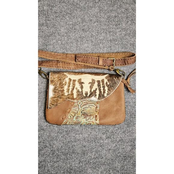 Handmade Genuine Leather Cowhide Crossbody Bag Turquoise Tooled Boho Western - Picture 1 of 4